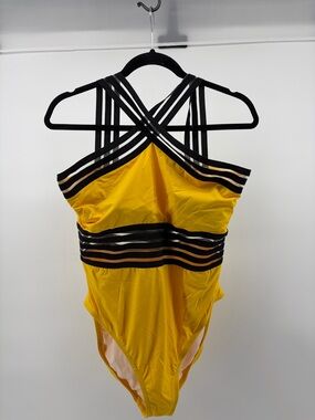 Hilor Women's One Piece Front Cross Over Swim Suit, Yellow/Black, Size XL (14)